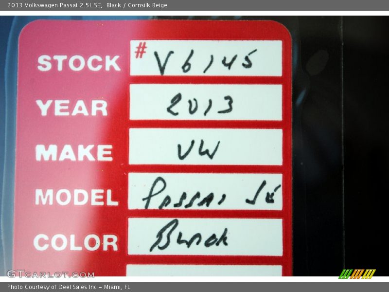 Black / Cornsilk Beige 2013 Volkswagen Passat 2.5L SE