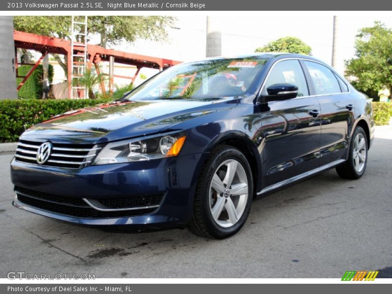 Night Blue Metallic / Cornsilk Beige 2013 Volkswagen Passat 2.5L SE