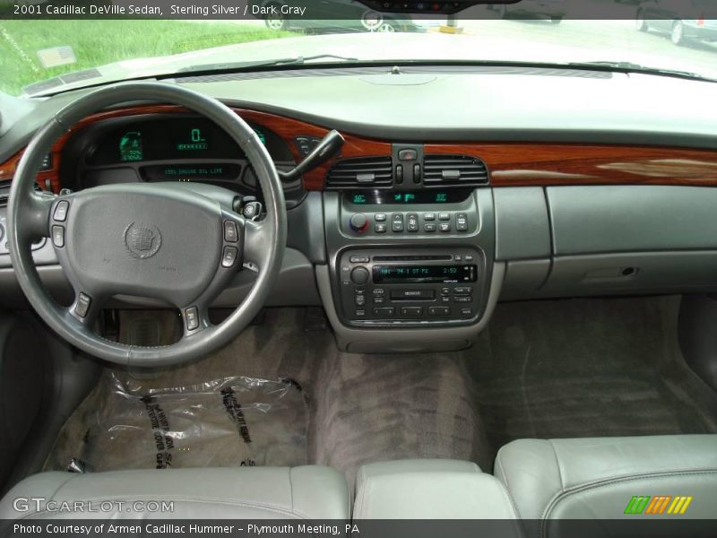 Sterling Silver / Dark Gray 2001 Cadillac DeVille Sedan