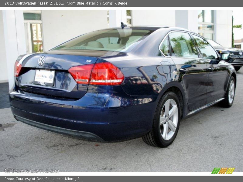 Night Blue Metallic / Cornsilk Beige 2013 Volkswagen Passat 2.5L SE