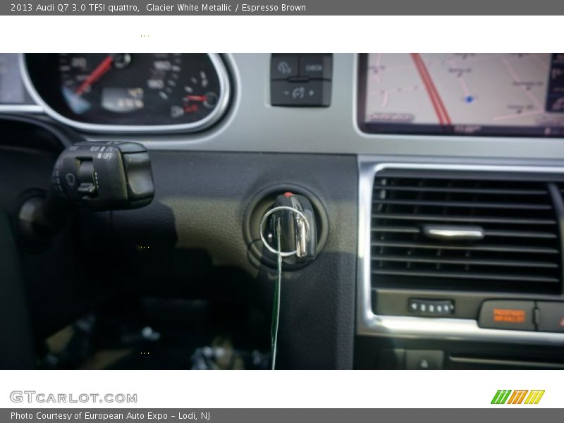 Glacier White Metallic / Espresso Brown 2013 Audi Q7 3.0 TFSI quattro