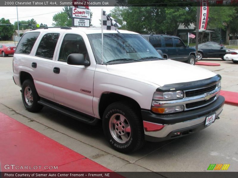 Summit White / Medium Oak 2000 Chevrolet Tahoe LT 4x4