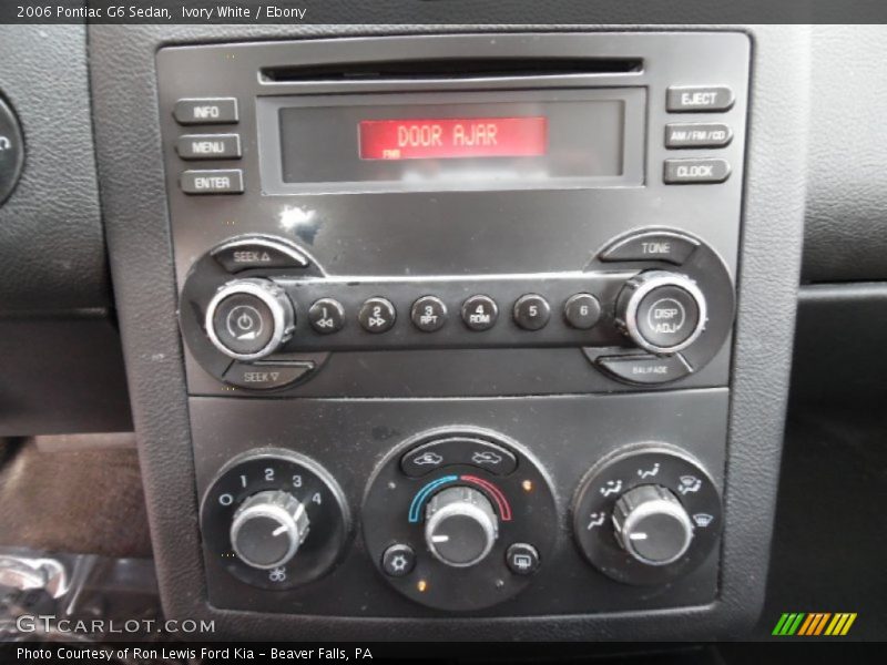 Ivory White / Ebony 2006 Pontiac G6 Sedan