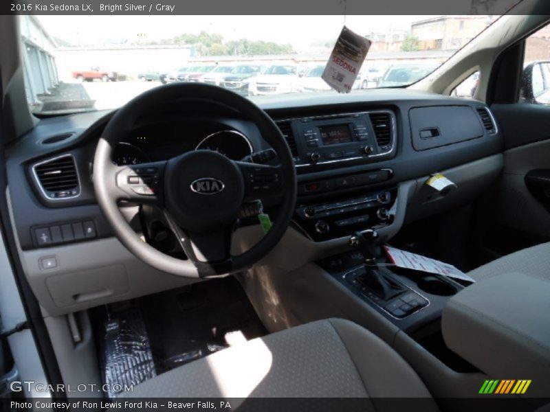 Bright Silver / Gray 2016 Kia Sedona LX