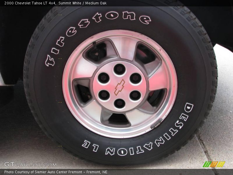 Summit White / Medium Oak 2000 Chevrolet Tahoe LT 4x4
