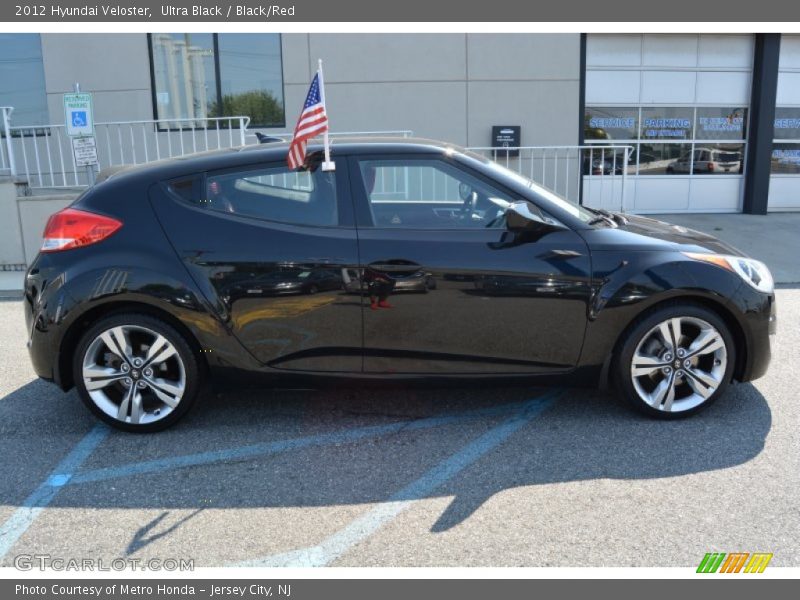 Ultra Black / Black/Red 2012 Hyundai Veloster