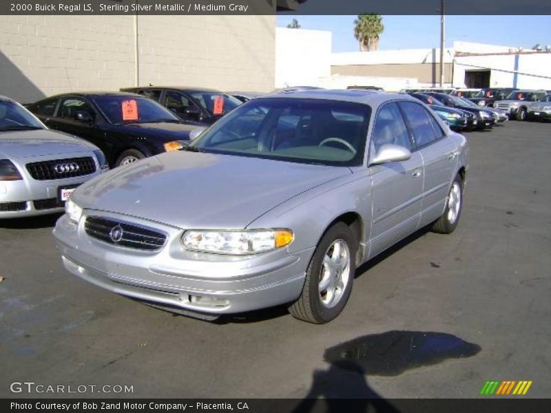 Sterling Silver Metallic / Medium Gray 2000 Buick Regal LS