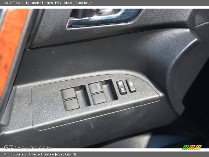 Black / Sand Beige 2012 Toyota Highlander Limited 4WD