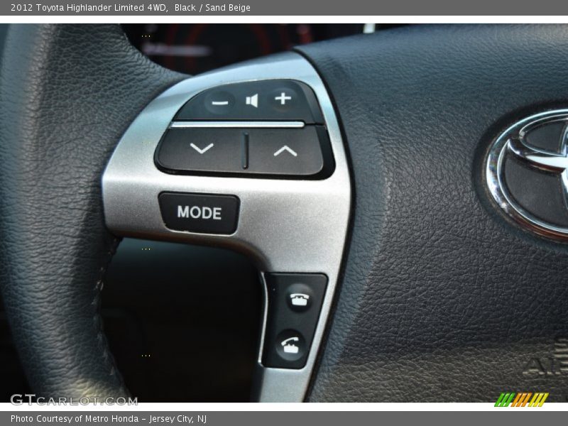 Black / Sand Beige 2012 Toyota Highlander Limited 4WD