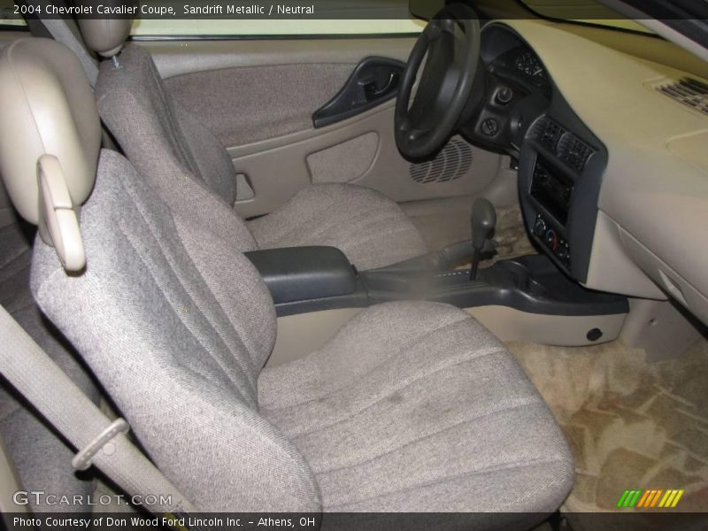 Sandrift Metallic / Neutral 2004 Chevrolet Cavalier Coupe