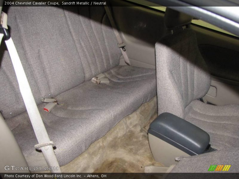 Sandrift Metallic / Neutral 2004 Chevrolet Cavalier Coupe
