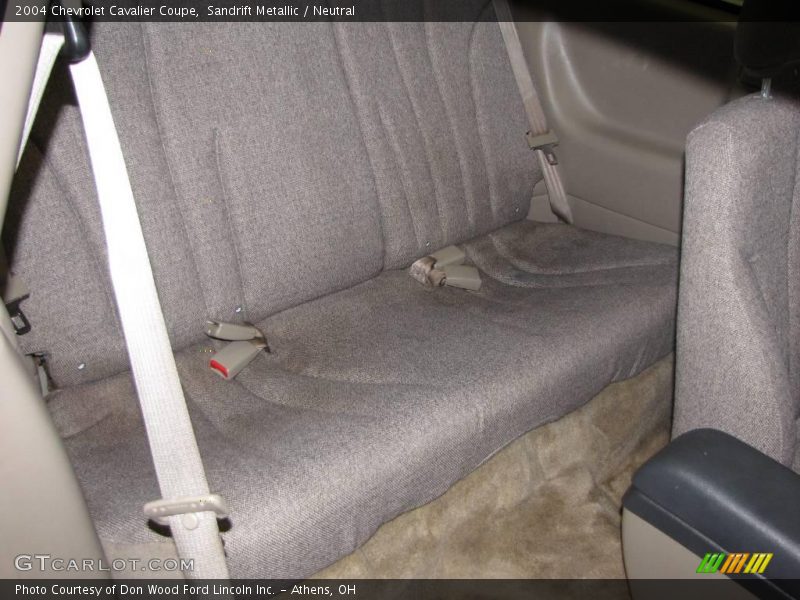 Sandrift Metallic / Neutral 2004 Chevrolet Cavalier Coupe
