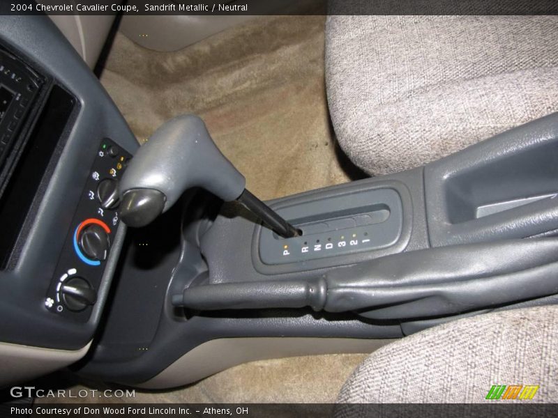 Sandrift Metallic / Neutral 2004 Chevrolet Cavalier Coupe