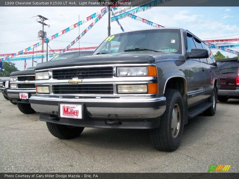 Light Pewter Metallic / Neutral 1999 Chevrolet Suburban K1500 LT 4x4