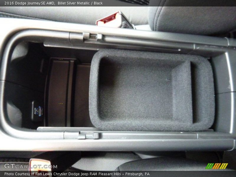 Billet Silver Metallic / Black 2016 Dodge Journey SE AWD