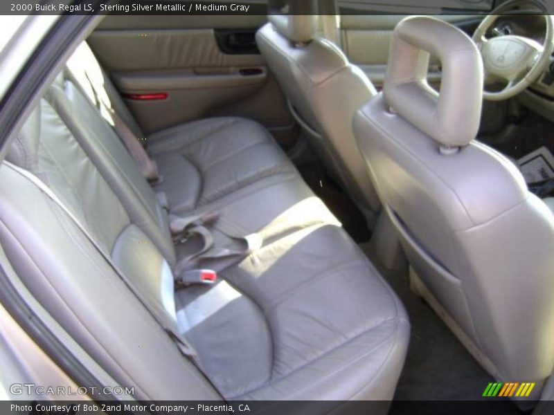 Sterling Silver Metallic / Medium Gray 2000 Buick Regal LS