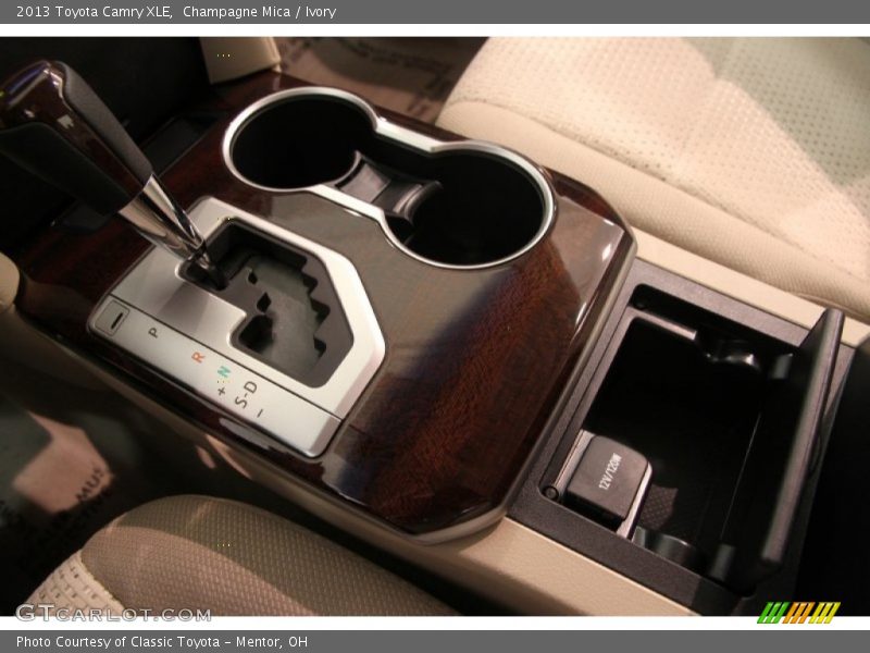 Champagne Mica / Ivory 2013 Toyota Camry XLE