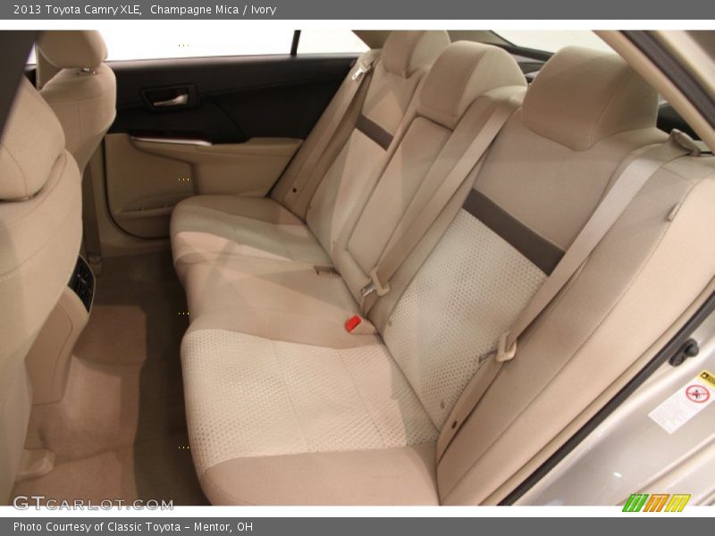 Champagne Mica / Ivory 2013 Toyota Camry XLE