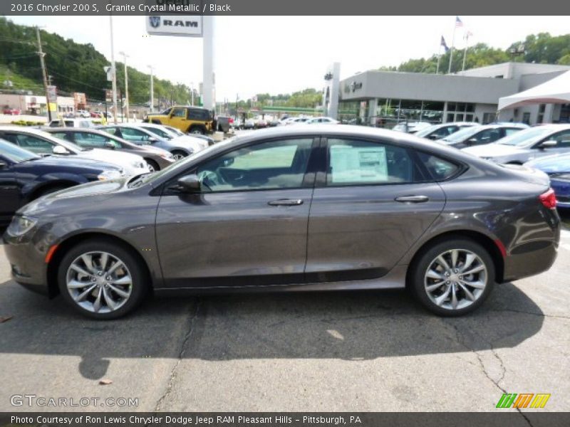 Granite Crystal Metallic / Black 2016 Chrysler 200 S