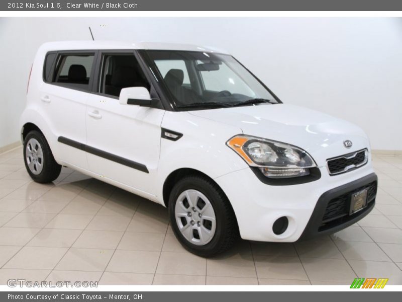 Clear White / Black Cloth 2012 Kia Soul 1.6