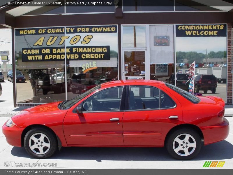 Victory Red / Graphite Gray 2005 Chevrolet Cavalier LS Sedan