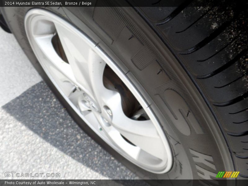 Bronze / Beige 2014 Hyundai Elantra SE Sedan
