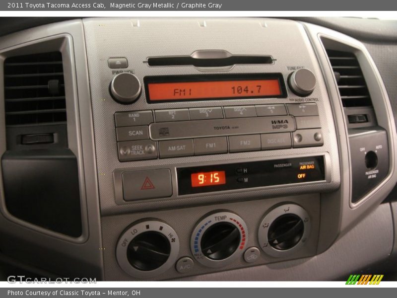 Controls of 2011 Tacoma Access Cab