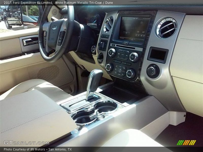 White Platinum Metallic Tri-Coat / Dune 2015 Ford Expedition EL Limited