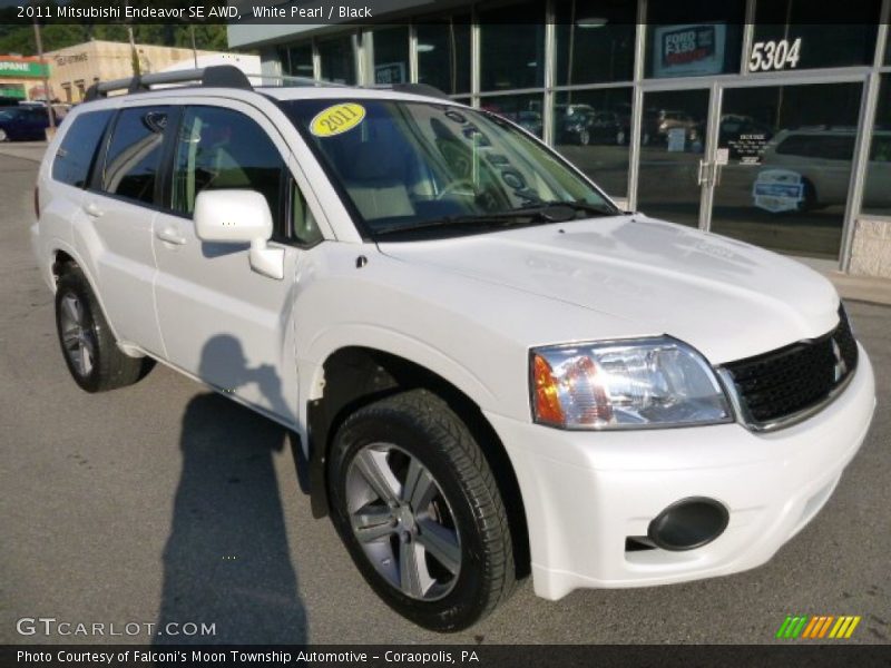 White Pearl / Black 2011 Mitsubishi Endeavor SE AWD