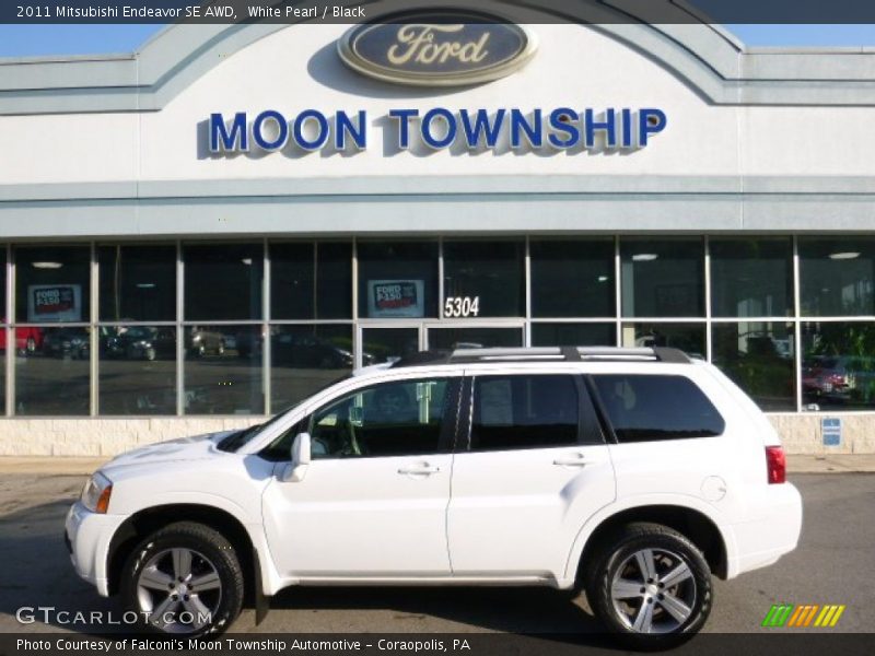 White Pearl / Black 2011 Mitsubishi Endeavor SE AWD