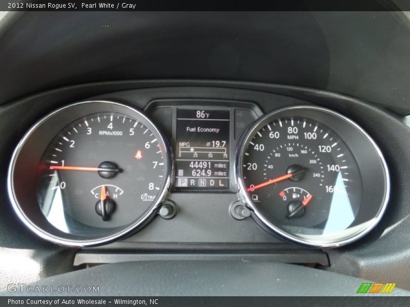 Pearl White / Gray 2012 Nissan Rogue SV