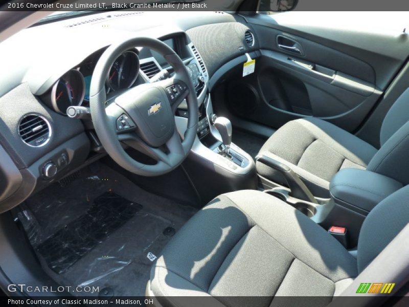 Black Granite Metallic / Jet Black 2016 Chevrolet Cruze Limited LT