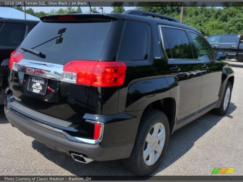 Onyx Black / Jet Black 2016 GMC Terrain SLE