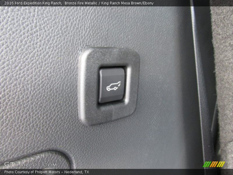 Bronze Fire Metallic / King Ranch Mesa Brown/Ebony 2016 Ford Expedition King Ranch