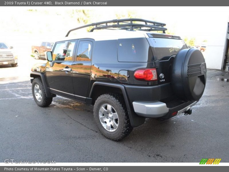 Black Diamond / Dark Charcoal 2009 Toyota FJ Cruiser 4WD