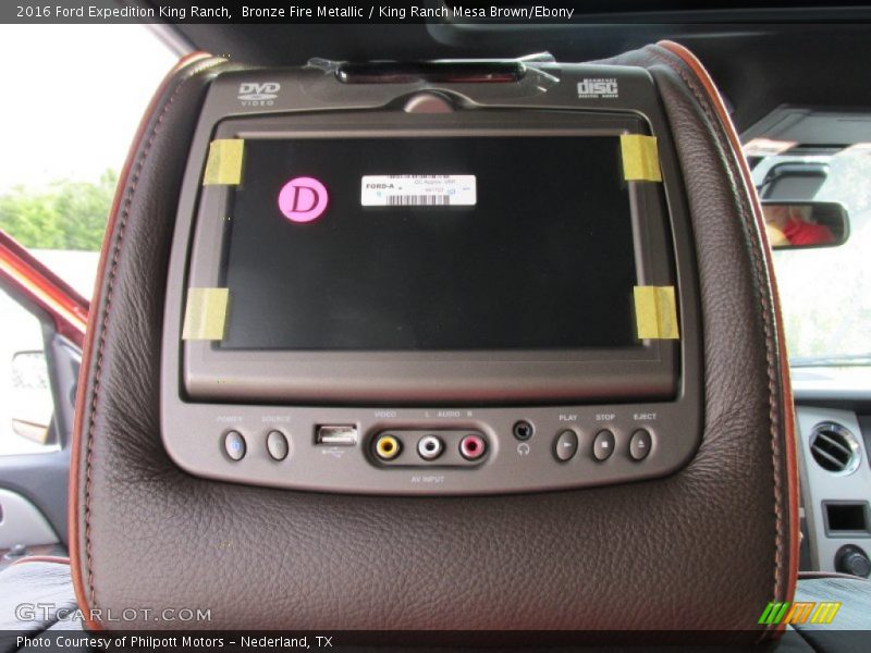 Entertainment System of 2016 Expedition King Ranch