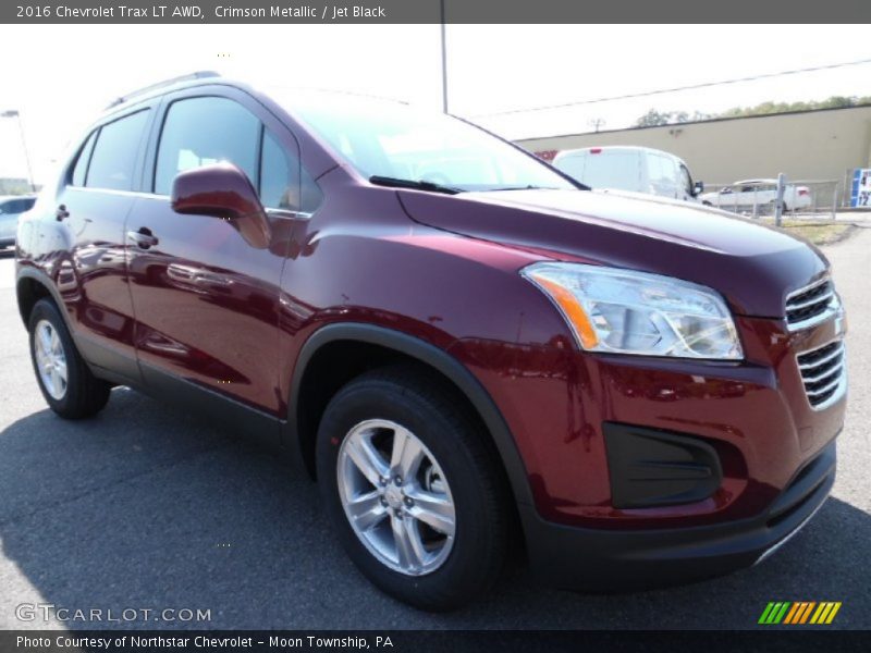 Front 3/4 View of 2016 Trax LT AWD