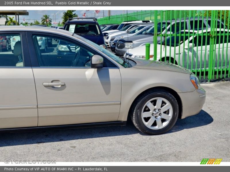 Pueblo Gold Metallic / Shale Grey 2005 Ford Five Hundred SEL