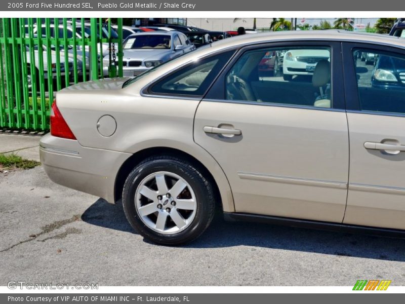 Pueblo Gold Metallic / Shale Grey 2005 Ford Five Hundred SEL