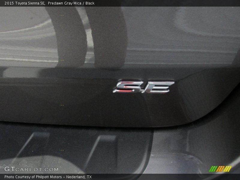 Predawn Gray Mica / Black 2015 Toyota Sienna SE