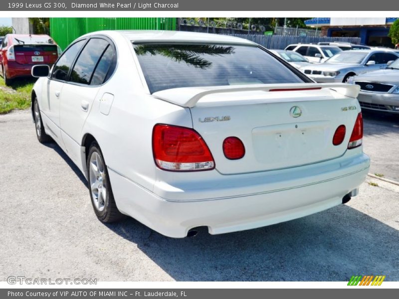 Diamond White Pearl / Light Charcoal 1999 Lexus GS 300