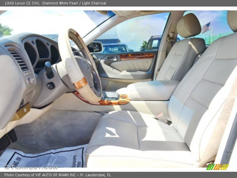 Diamond White Pearl / Light Charcoal 1999 Lexus GS 300