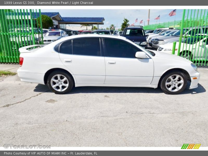 Diamond White Pearl / Light Charcoal 1999 Lexus GS 300