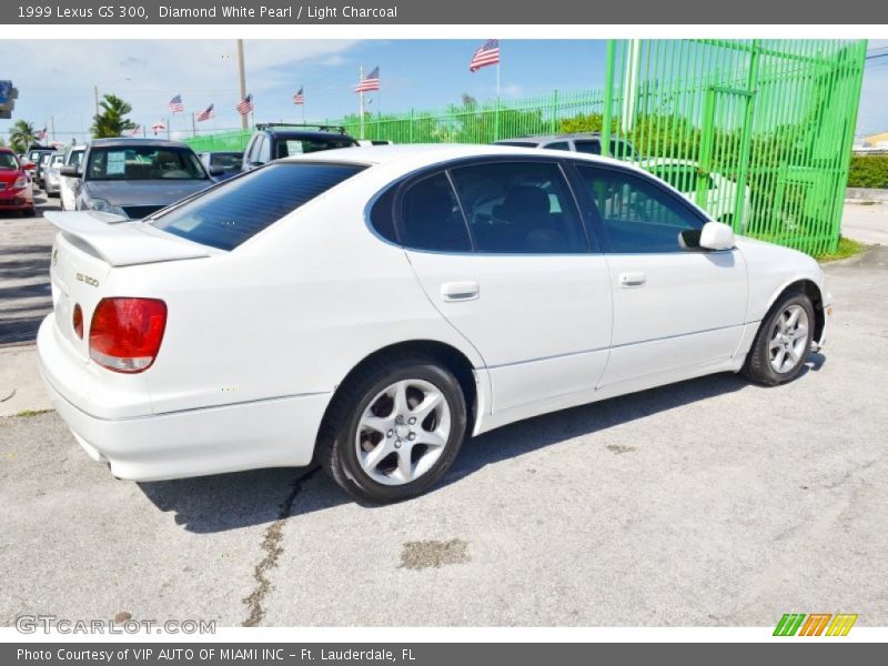 Diamond White Pearl / Light Charcoal 1999 Lexus GS 300