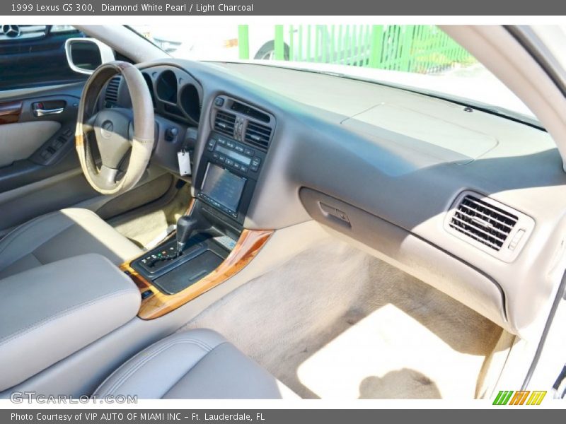 Diamond White Pearl / Light Charcoal 1999 Lexus GS 300