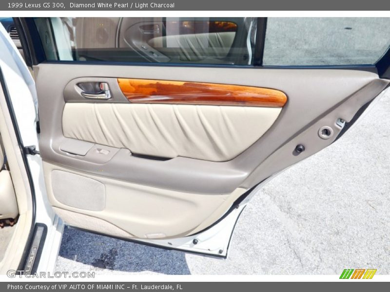 Diamond White Pearl / Light Charcoal 1999 Lexus GS 300