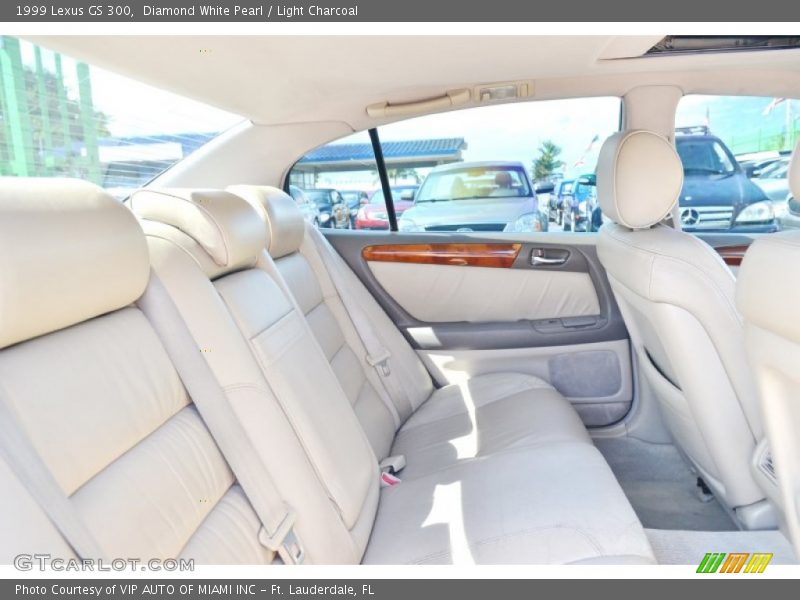 Diamond White Pearl / Light Charcoal 1999 Lexus GS 300