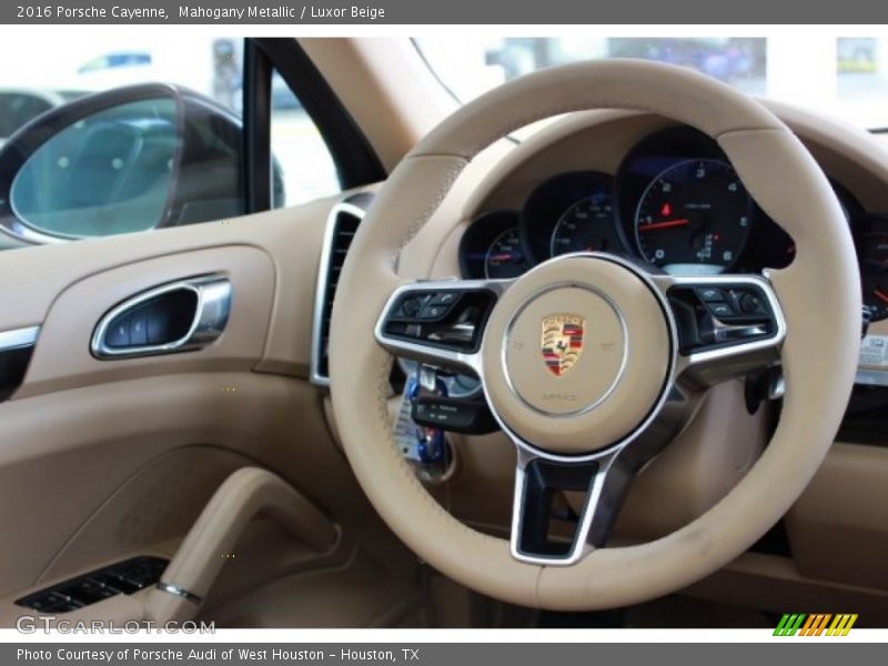 Mahogany Metallic / Luxor Beige 2016 Porsche Cayenne