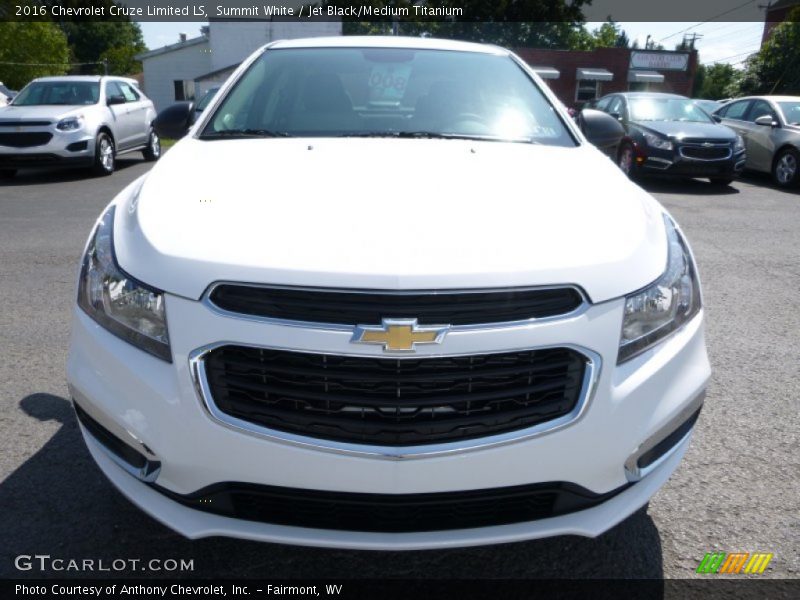 Summit White / Jet Black/Medium Titanium 2016 Chevrolet Cruze Limited LS