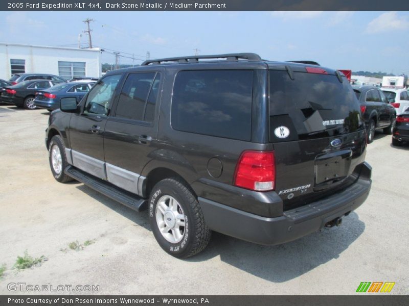 Dark Stone Metallic / Medium Parchment 2005 Ford Expedition XLT 4x4